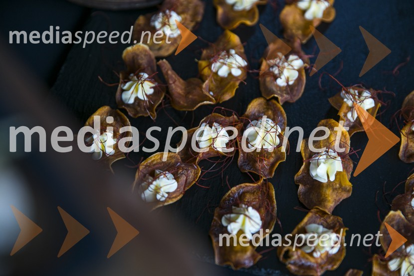 Alenka Kesar je izdala knjigo Druga žena