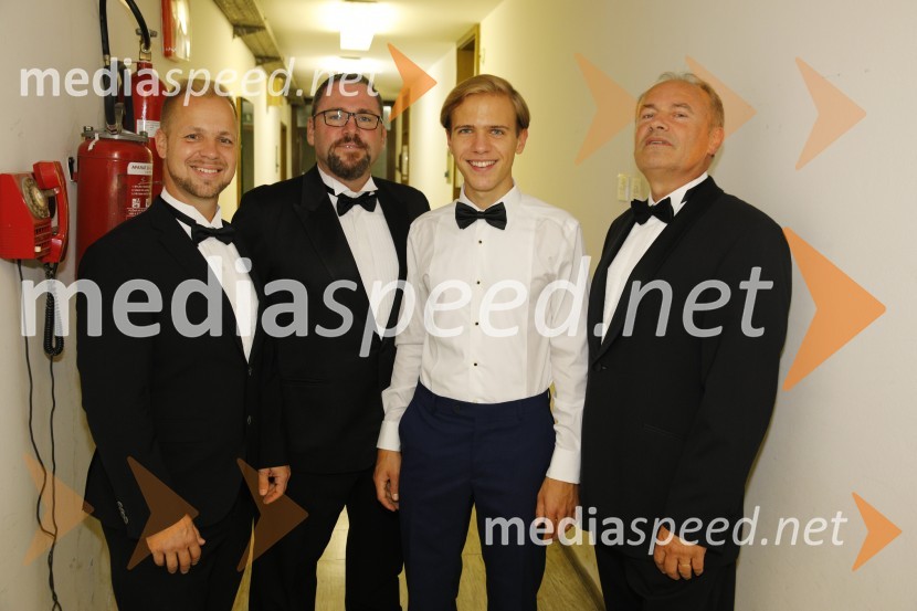  Martin Sušnik, operni solist;  Jaki Jurgec, operni solist;  Nejc Kamplet, pianist;  Dušan Topolovec, operni pevec1. koncert simfoničnega cikla v SNG Maribor, Festival Maribor