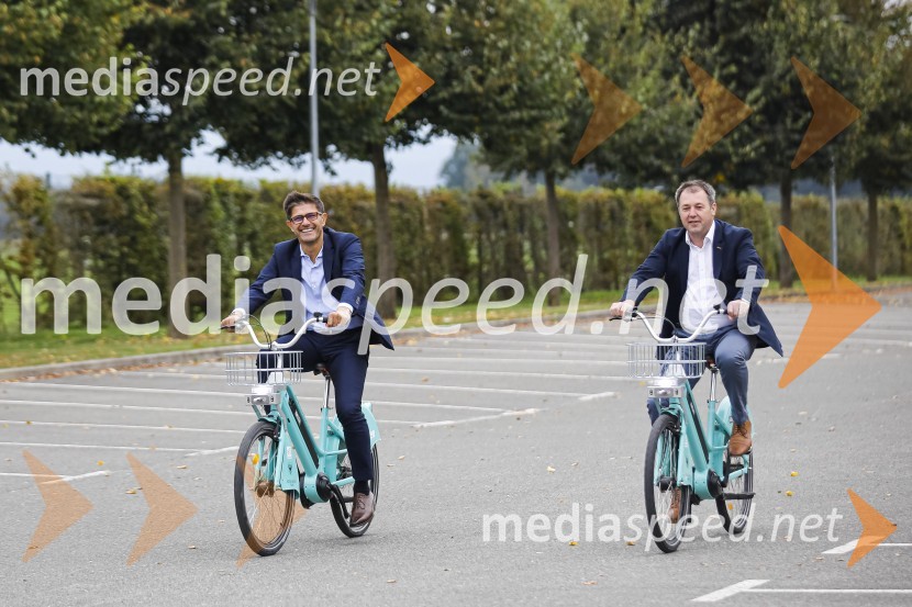  Matjaž Rakovec, župan Mestne občine Kranj;  ... Dnevi domačih dobrot v Kranju, okrogla miza