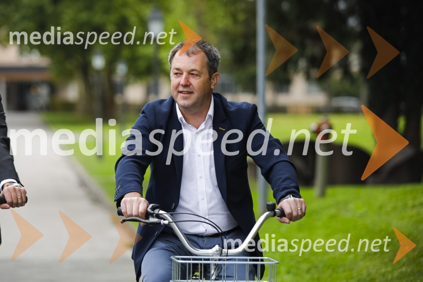 Dnevi domačih dobrot v Kranju, okrogla miza