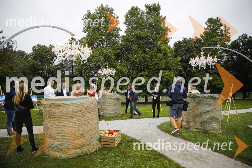 Dnevi domačih dobrot v Kranju, okrogla miza