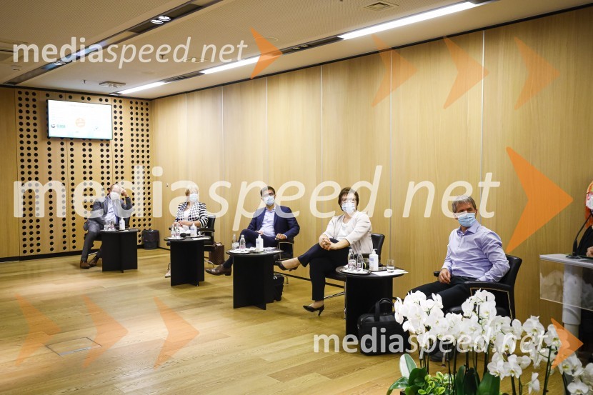 Dnevi domačih dobrot v Kranju, okrogla miza