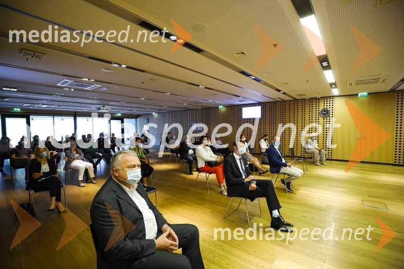 Dnevi domačih dobrot v Kranju, okrogla miza