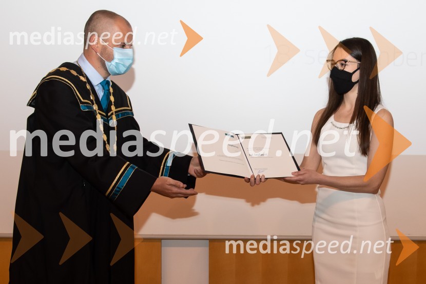 prof. dr. Miralem  Hadžiselimović, Prorektor za infrastrukturo Univerze v Mariboru;  Iva JajčevičDan univerze v Mariboru 2020