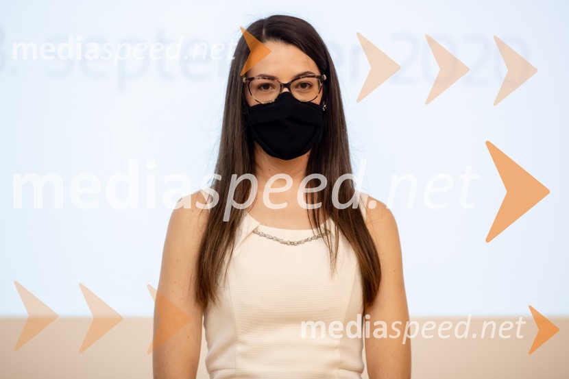  Iva JajčevičDan univerze v Mariboru 2020