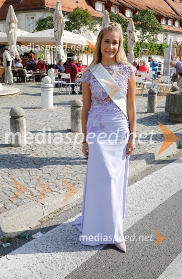  Ana Protner, 11. Mariborska vinska kraljica, Vina JoanessSvečana trgatev stare trte 2020