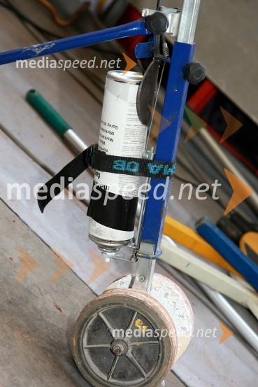 Priprava za označevanje črteSPEEDWAY GRAND PRIX, VN Nemčije, odpadli trening