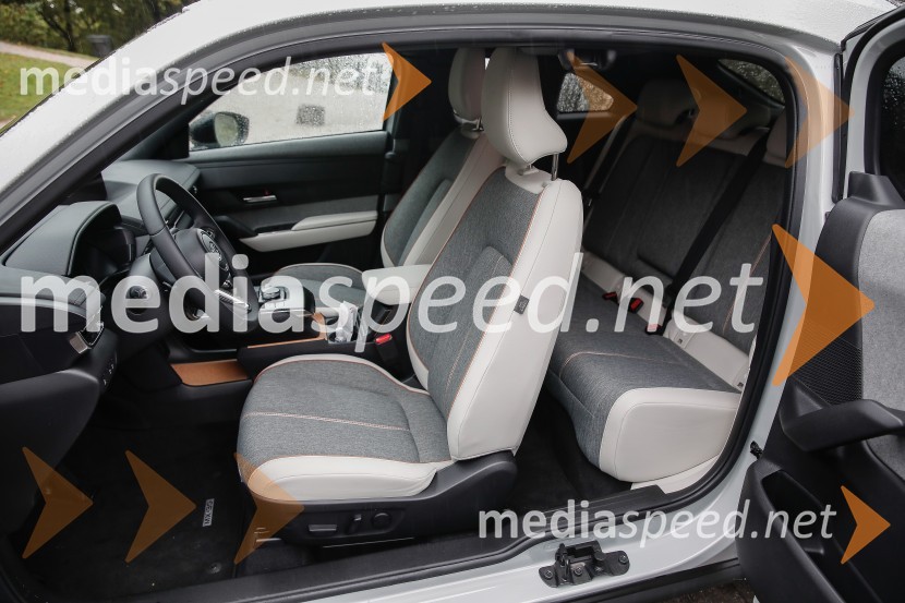 Mazda MX30, slovenska predstavitev