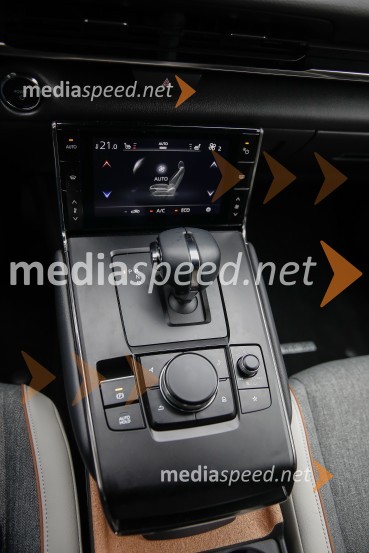 Mazda MX30, slovenska predstavitev