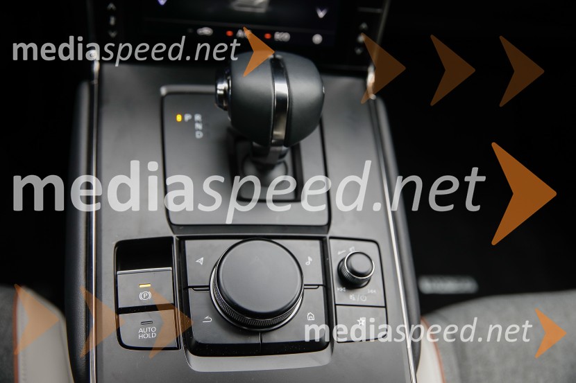 Mazda MX30, slovenska predstavitev