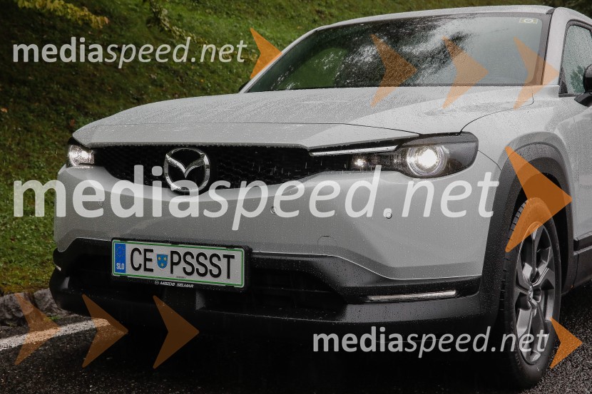 Mazda MX30, slovenska predstavitev