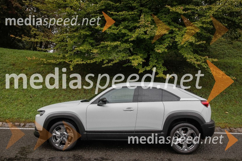Mazda MX30, slovenska predstavitev