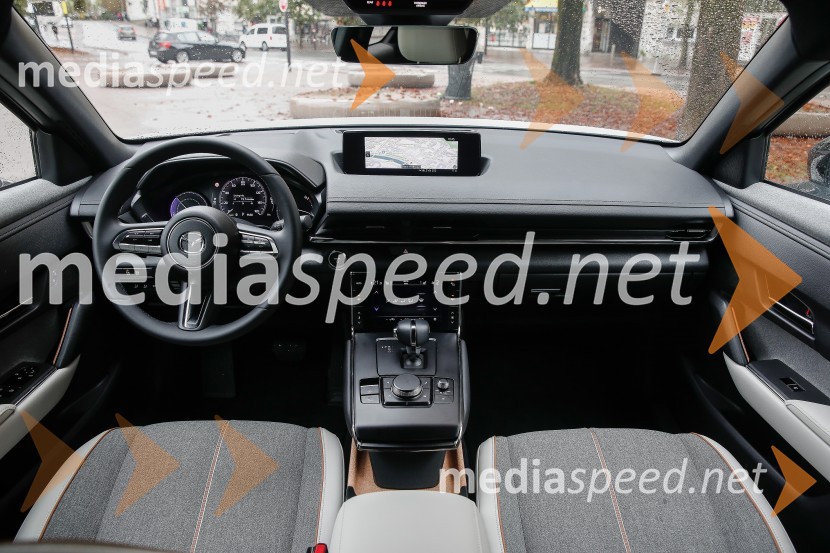 Mazda MX30, slovenska predstavitev