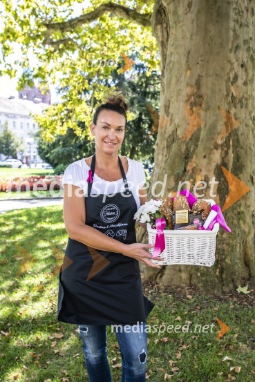  Lea BulajičS Kruhom roza oktober skupna podpora za Združenje Europa Donna Slovenija