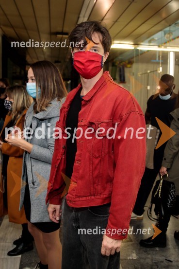  Domen Valič, igralecPetja Zorec, Ljubljana Fashion Week 2020