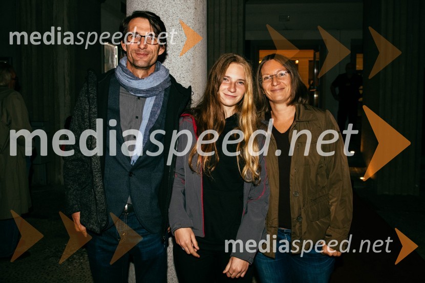 Laž, premiera komedije v SLG Celje