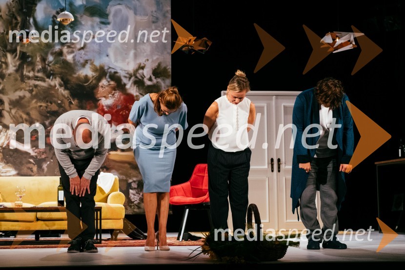  Damjan M. Trbovc, igralec;  Barbara Medvešček, igralka;  Manca  Ogorevc, igralka;  Andrej Murenc, igralecLaž, premiera komedije v SLG Celje