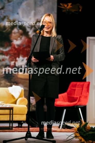  Petra Vidali, urednica kulture, VečerLaž, premiera komedije v SLG Celje
