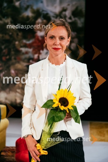  Manca  Ogorevc, igralkaLaž, premiera komedije v SLG Celje