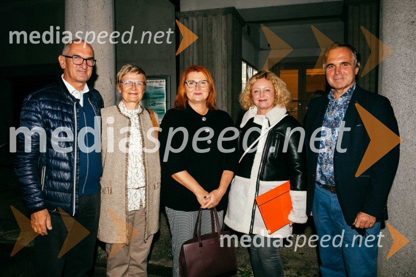  ... ;  ... ; prof. Duška Safran; mag. Tina Kosi, upravnica SLG Celje;  Erik Safran, predsednik sveta SLG CeljeLaž, premiera komedije v SLG Celje