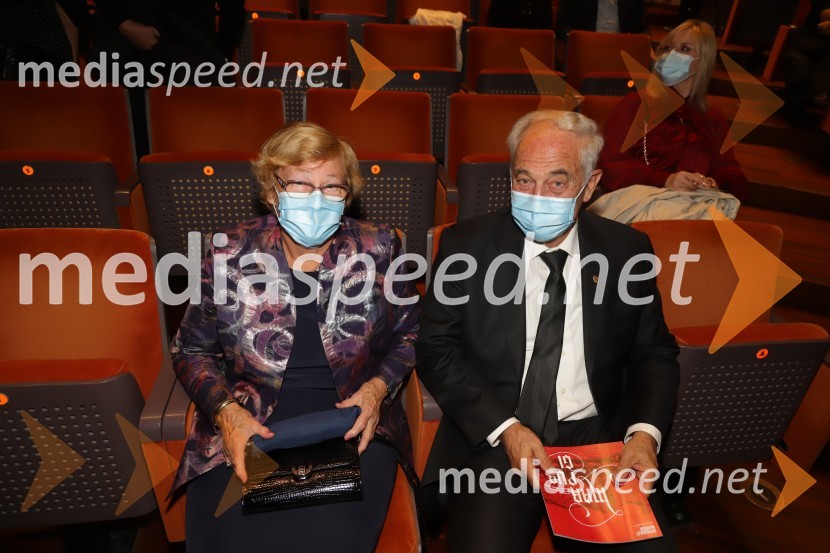  Alojzija Moge-Čas, odvetnica;  Rudolf Moge, nekdanji politikMarpurgi, premiera opere v SNG Maribor