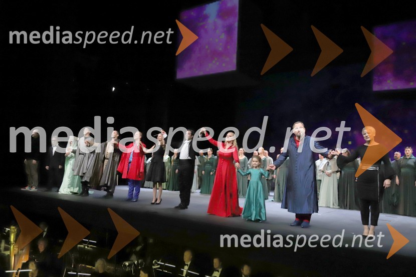  ... ;  ... ;  Irena  Petkova, operna pevka;  Bogdan  Stopar, operni solist;  Sebastijan Čelofiga, baritonist, operni pevec;  Martin Sušnik, operni solist;  Nina Šenk Kosem, skladateljica;  Simon Krečič, umetniški direktor Opere SNG Maribor;  Sabina  Cvilak, operna pevka;  Rene Vujinić Cvilak;  Jaki Jurgec, operni solist;  Zsuzsa Budavari Novak, zborovodkinjaMarpurgi, premiera opere v SNG Maribor