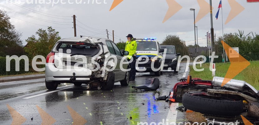 Prometna nesreča, preminil motorist