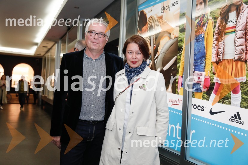  Jani Sever, filmski producent;  Kristina Sever, vodja kabineta, Ministrstvo za infrastrukturoOdprtje Festivala slovenskega filma 2020