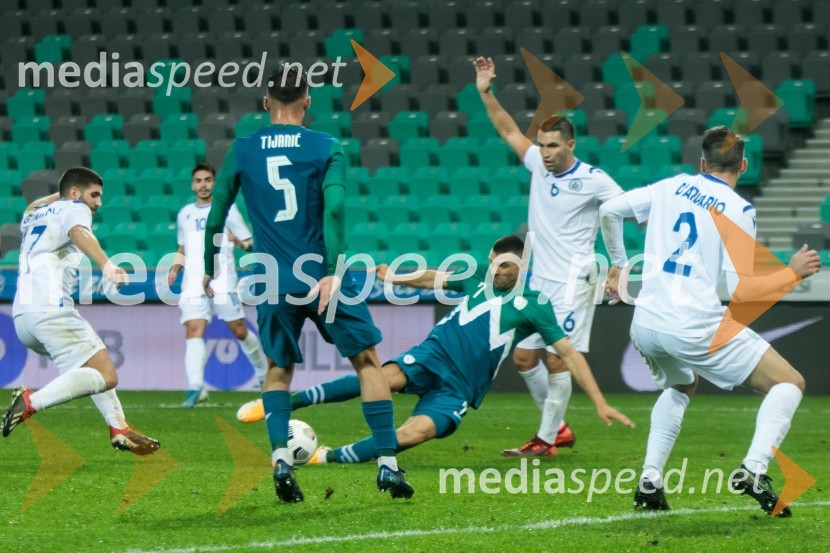  ... ;  ... ;  David Tijanič, nogometaš;  Haris Vučkić, nogometaš;  ... ;  ... Prijateljska tekma, Slovenija : San Marino