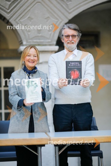  Amalija - Malči Mikša Jelen, novinarka;  Franc Mikša, diplomatPredstavitev knjig Franca Mikše in Amalije Jelen Mikša