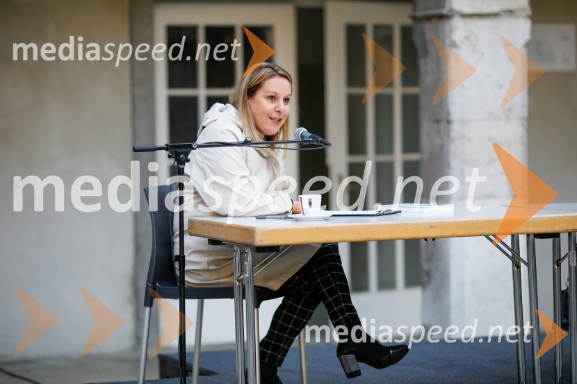  Slavka  Brajović HajdenkumerPredstavitev knjig Franca Mikše in Amalije Jelen Mikša