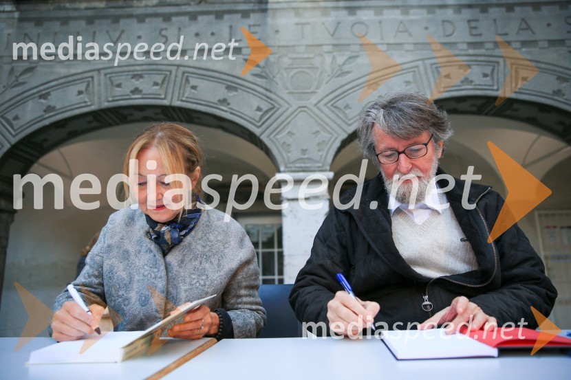  Amalija - Malči Mikša Jelen, novinarka;  Franc Mikša, diplomatPredstavitev knjig Franca Mikše in Amalije Jelen Mikša