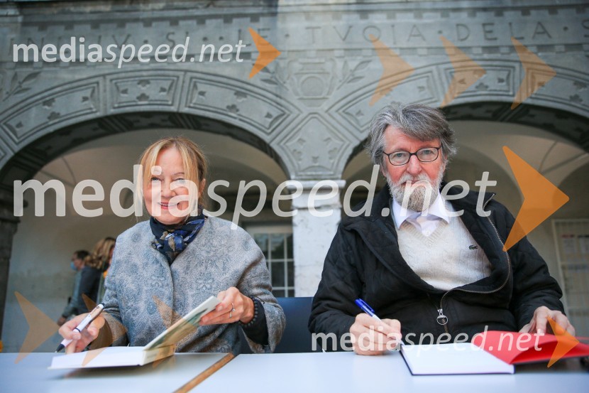  Amalija - Malči Mikša Jelen, novinarka;  Franc Mikša, diplomatPredstavitev knjig Franca Mikše in Amalije Jelen Mikša