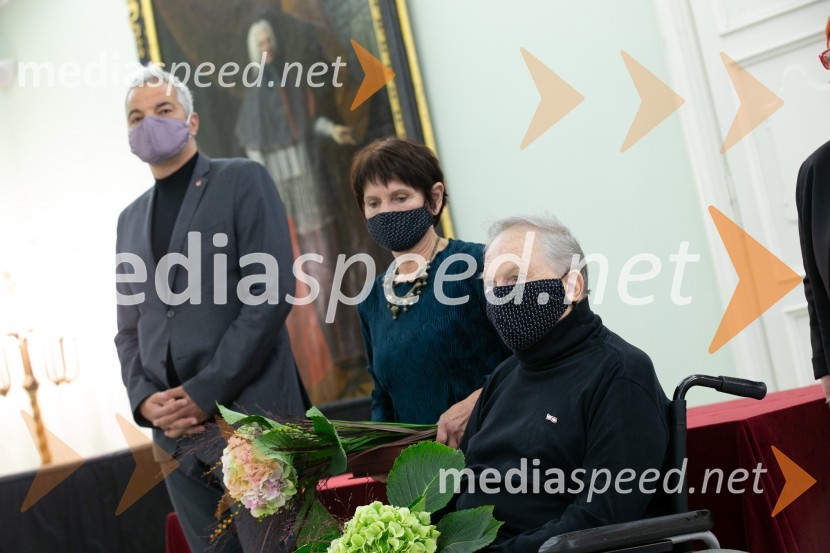  Aleksander Saša Arsenovič, župan, Mestna občina Maribor;  Breda Varl, likovna ustvarjalka, upokojena direktorica LGM;  Tine Varl, likovni ustvarjalecSprejem Glazerjevih nagrajencev