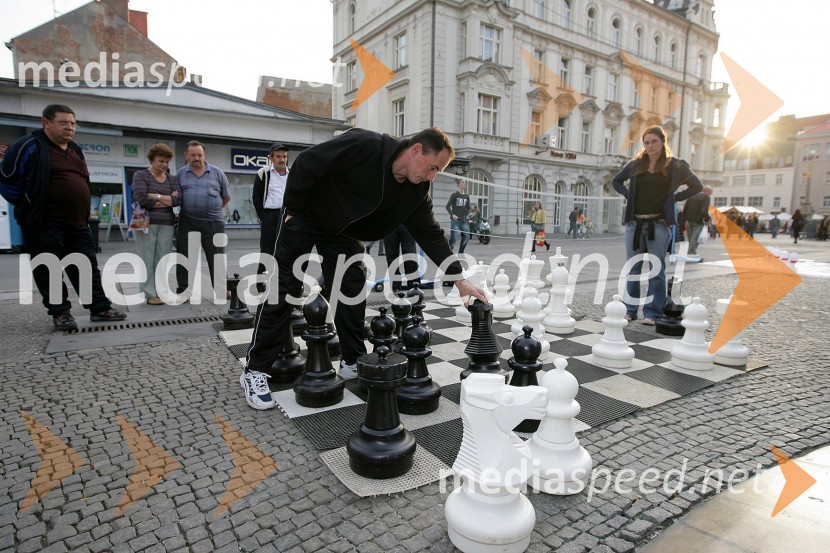 Gremo na prvi rok, športne igreGremo na prvi rok, koncert Univerze v Mariboru