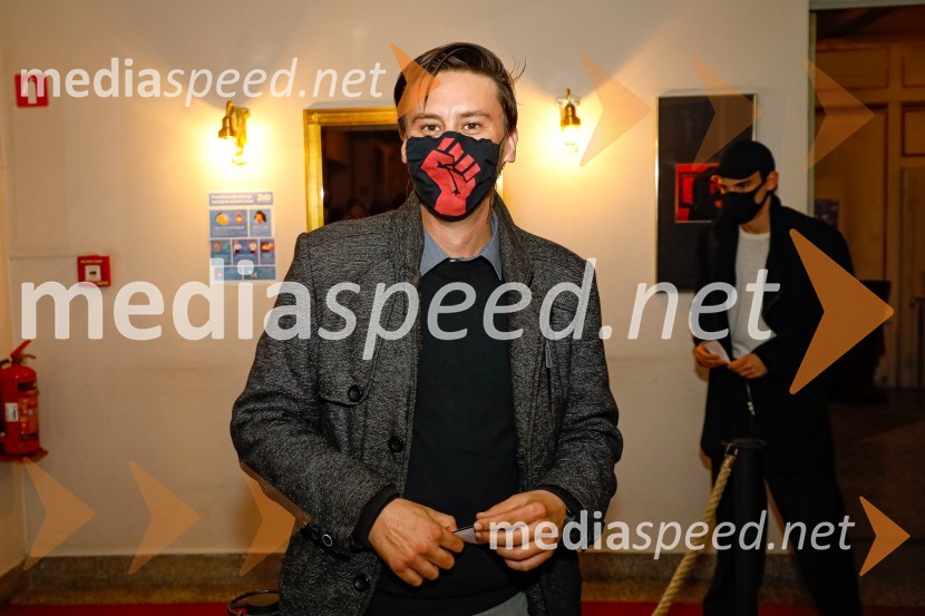  Jernej Čampelj, igralecMoj mož, premiera predstave