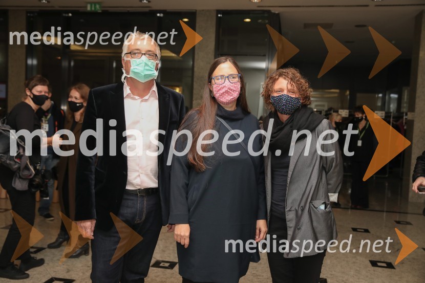  Jani Sever, filmski producent;  Nina Jeglič;  Nina BučukPodelitev nagrad vesna, Festival slovenskega filma