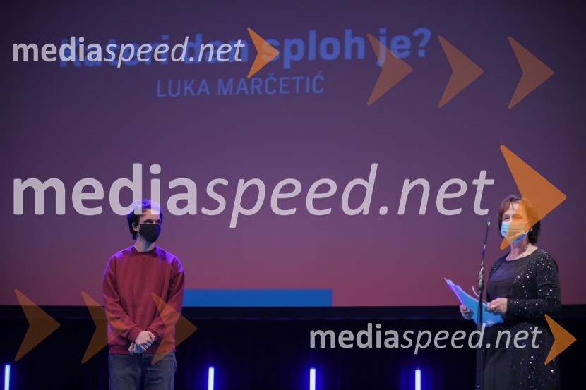  Luka Marčetić, igralec, režiser in scenarist;  Jelka Stergel, direktorica, Slovenski Filmski FestivalPodelitev nagrad vesna, Festival slovenskega filma