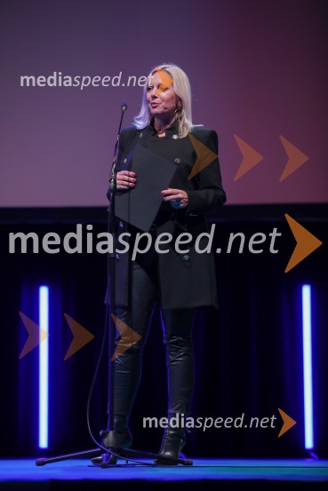  Veronika Žajdela, voditeljicaPodelitev nagrad vesna, Festival slovenskega filma