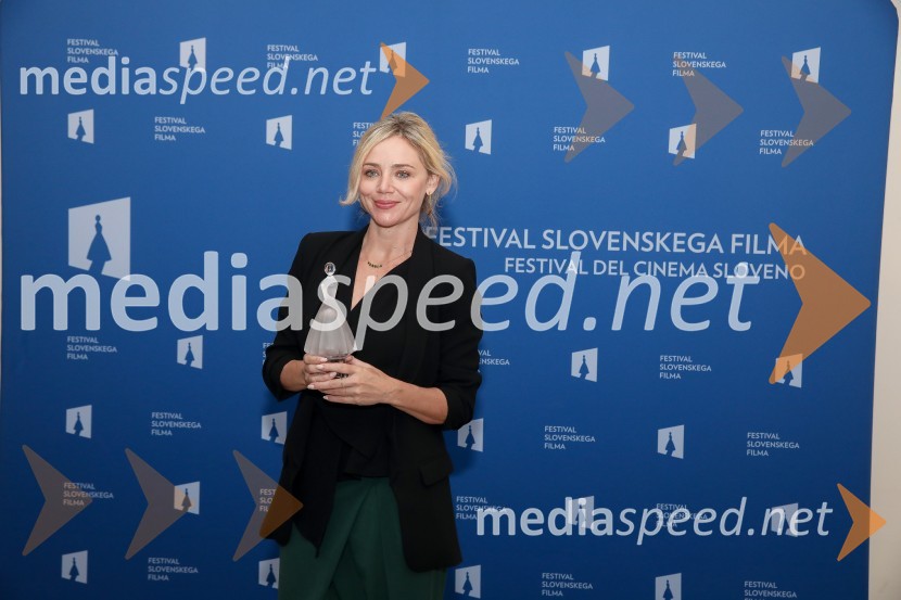  Katarina Čas, igralkaPodelitev nagrad vesna, Festival slovenskega filma