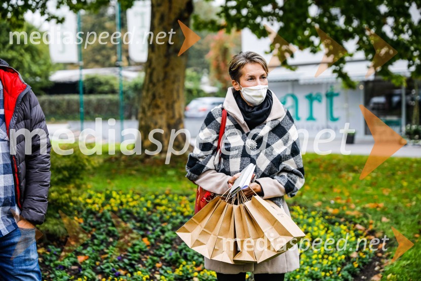 Otvoritev razstave Ptičje hišice v Kranju