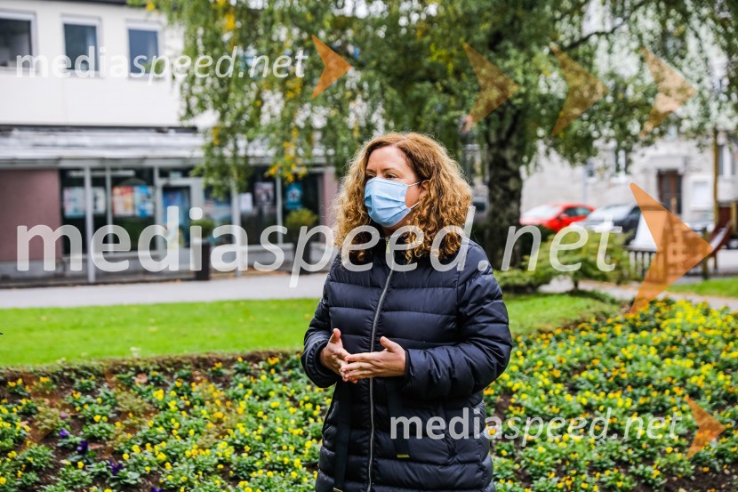  Manuela Piškur, MerkurOtvoritev razstave Ptičje hišice v Kranju
