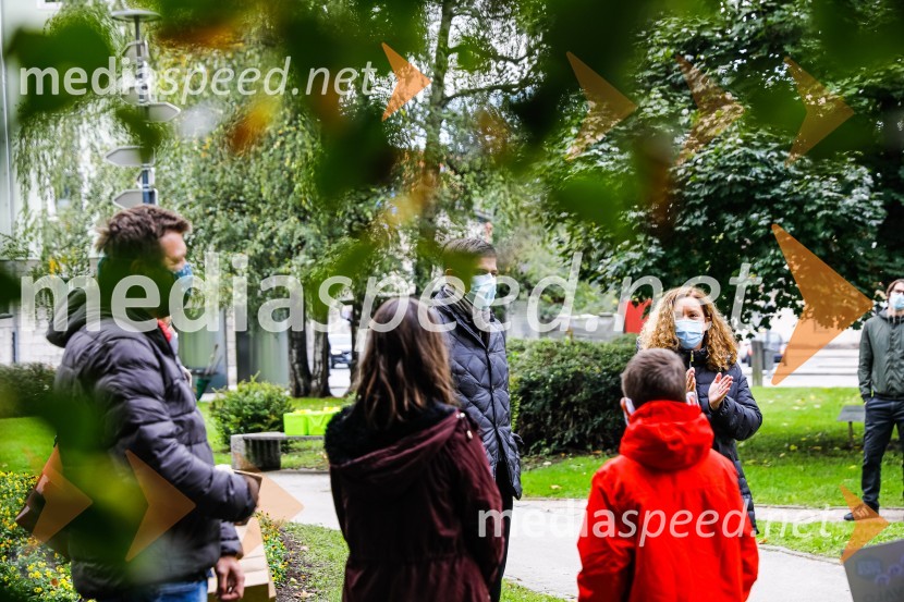 Otvoritev razstave Ptičje hišice v Kranju