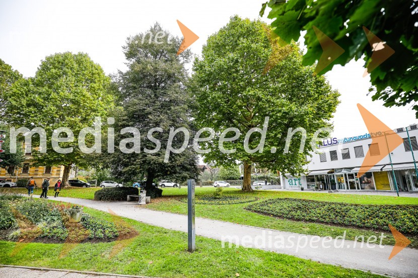 Otvoritev razstave Ptičje hišice v Kranju