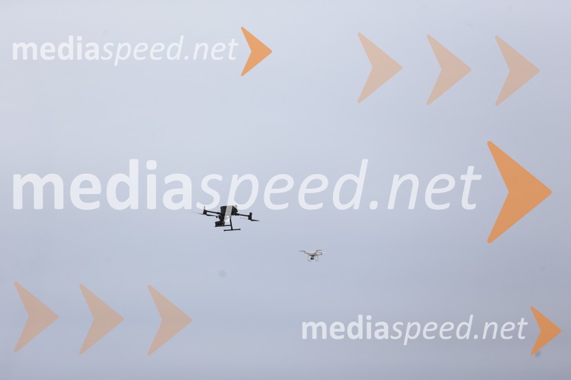 Policijski droni - skupna vaja slovenske in avstrijske policije