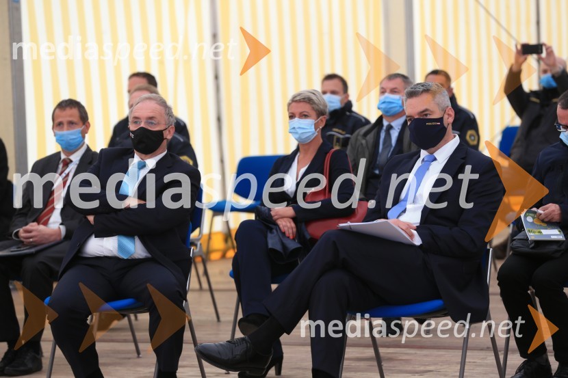  Aleš Hojs, Minister za notranje zadeve;  Karl Nehammer, minister za notranje zadeve AvstrijePolicijski droni - skupna vaja slovenske in avstrijske policije