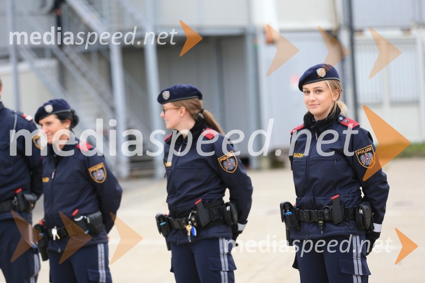 Policijski droni - skupna vaja slovenske in avstrijske policije