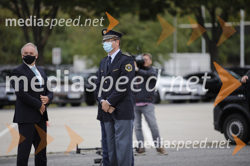  Aleš Hojs, Minister za notranje zadeve;  Aleksander Thaler, direktor, PU MariborPolicijski droni - skupna vaja slovenske in avstrijske policije