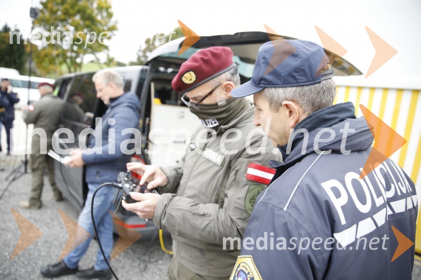 Policijski droni - skupna vaja slovenske in avstrijske policije