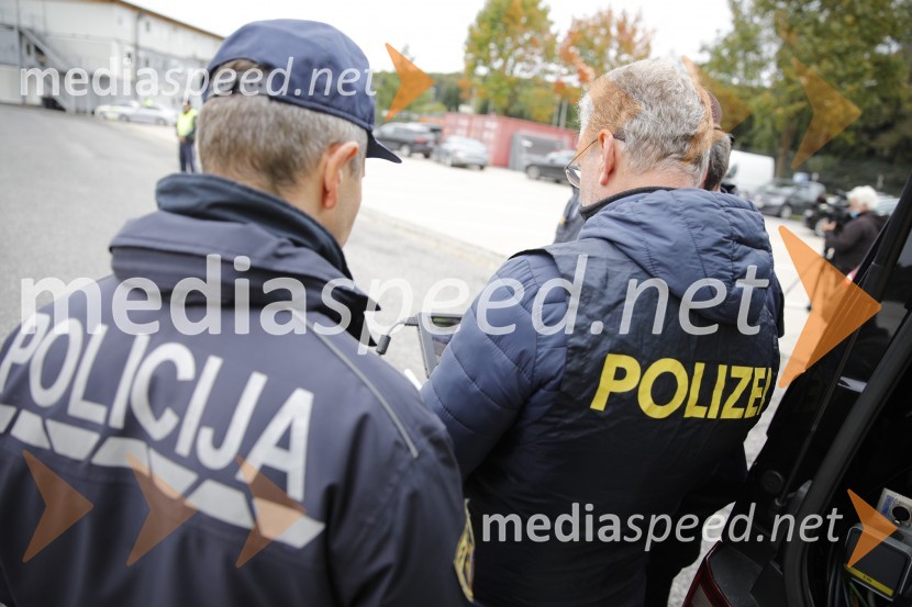 Policijski droni - skupna vaja slovenske in avstrijske policije